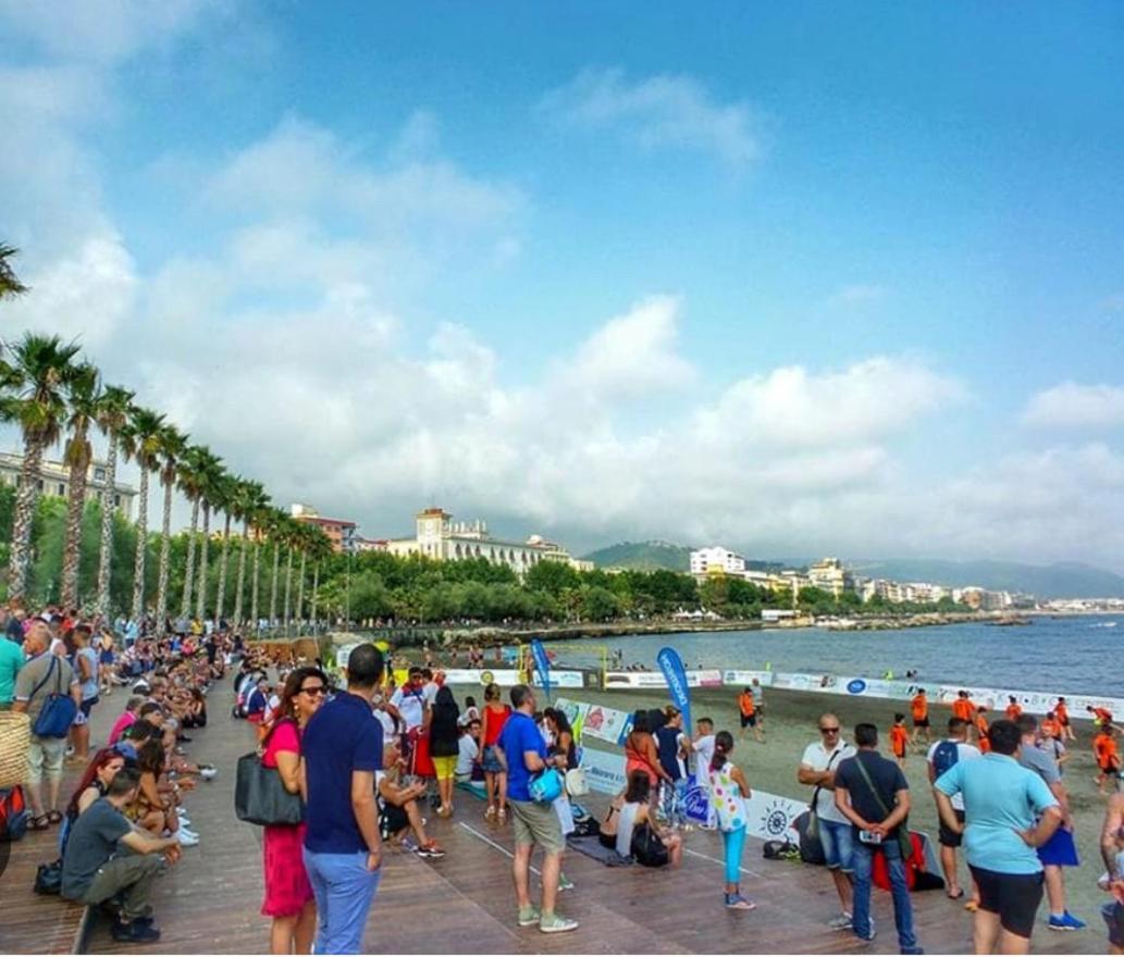 شقة Salerno Mare E Luci المظهر الخارجي الصورة