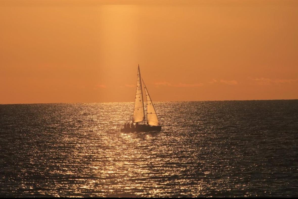شقة Salerno Mare E Luci المظهر الخارجي الصورة